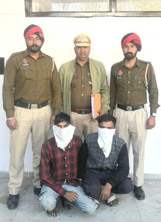 जलापूर्ति पाइपलाइन से पाइप चोरी करने के आरोप में दो गिरफ्तार